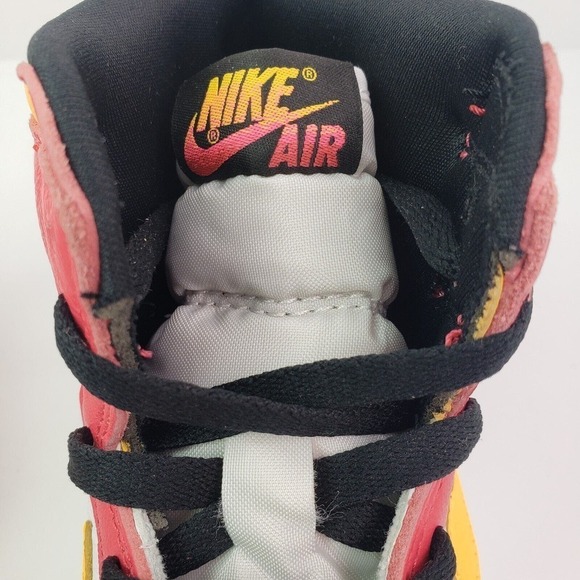 Nike Air Jordan 1 Retro High OG Mens Size 9 Fushion Red White Black Sneaker Shoe main image 12